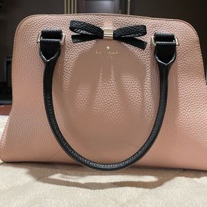 Too cute pink Kate Spade bag with bow